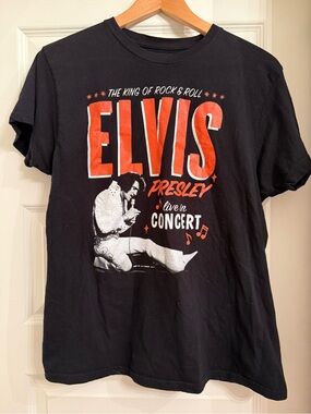 Black Elvis Presley Short Sleeve Concert Tee